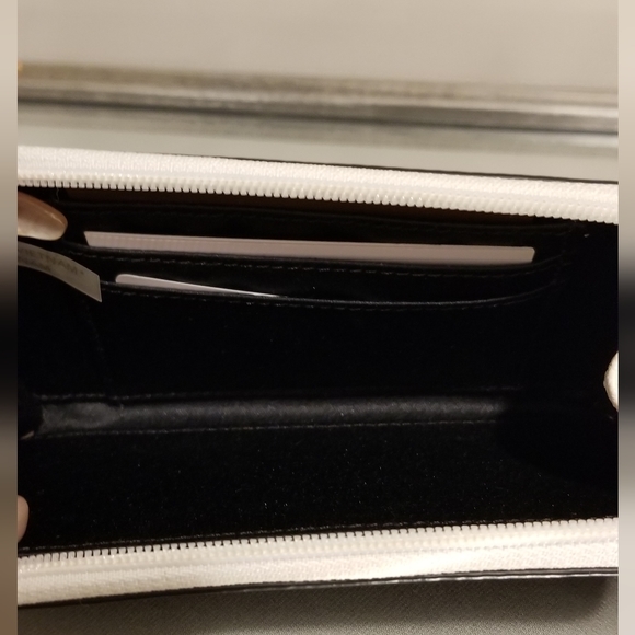 COACH Peyton Charcoal Ombre Wallet - Picture 8 of 9